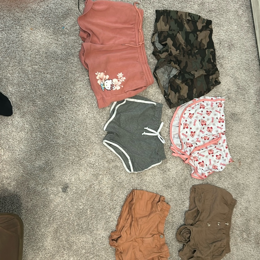 Shorts 6 pairs good